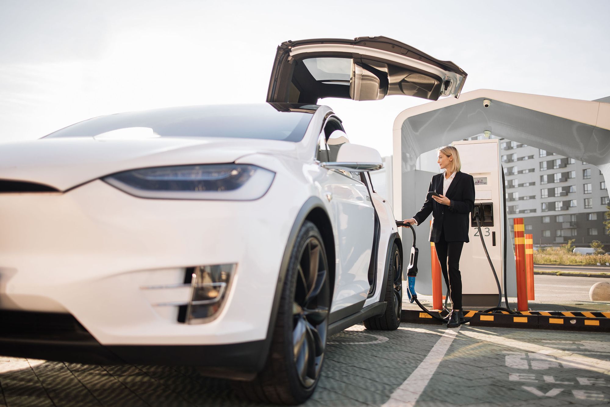 Electric Vehicles, Confirmation Bias and Debunking the Myths